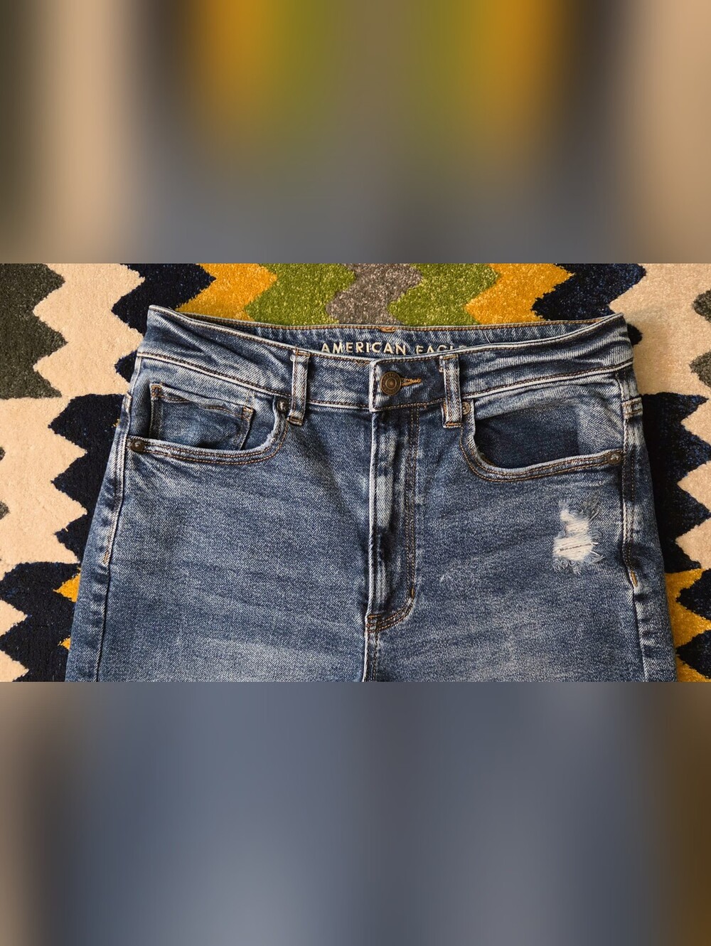 American Eagle Outfitters "Highest Rise Mom Jean"  Cropped Frayed Hem - Picture 5 of 10